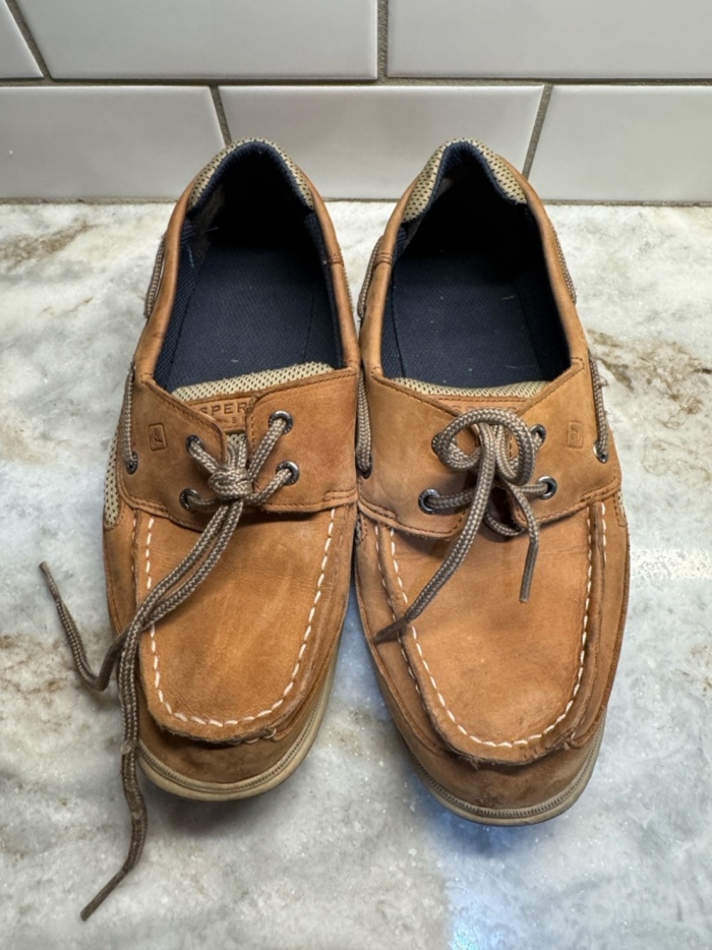 Sperry Brown Leather Classic Boat Shoes with Contrast Stitching